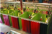 供应默邦焊接防护屏风 防电焊光隔断 防电焊光软帘