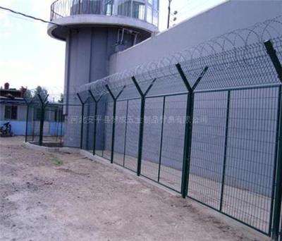 供应监狱防护网 哨所护栏网 刀片刺网 刀片刺绳