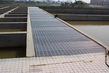 四川专业生产钢格板栏杆钢梯厂家