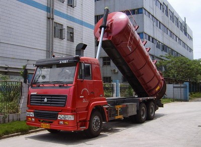 全封闭污泥运输车 泥浆车-深圳龙帝汽车