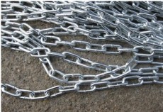 供应镀锌链条 焊接链条 护拦链 装饰链 镀锌铁链 防滑链