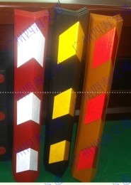 华南交通设施厂彩色护角 注塑反光护角 注塑墙角保护器