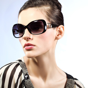供应2012时尚太阳镜 偏光镜 厂家直销 可OEM贴牌生产