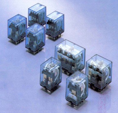 現(xiàn)貨供應施耐德繼電器一級代理 RXM2AB1B7