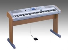 雅马哈DGX-505电子琴