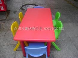潍坊幼儿园塑料桌椅 幼儿园桌椅价格哪家好
