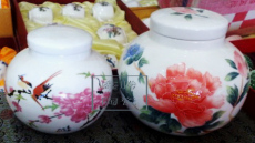 厂家大量供应陶瓷茶叶罐 青花瓷茶叶罐 中国红茶叶罐