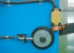 圖爾克耐高溫開關BI10-M30-AP6X/S100