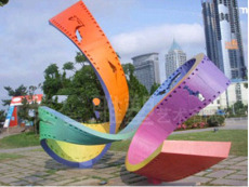 河南玻璃钢雕塑厂家 郑州玻璃钢雕塑制作价格 盘古