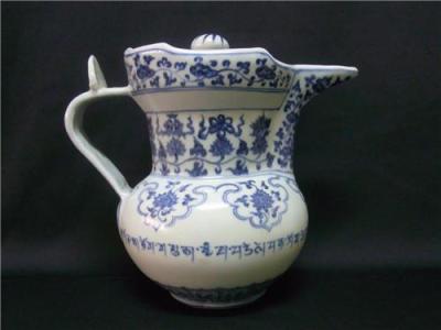 上海瓷器鉴定告诉您康熙青花瓷的特点