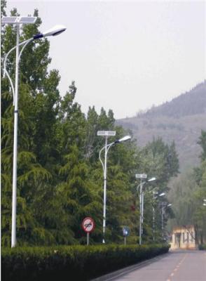 环保节能新主张道路照明产品--太阳能LED路灯