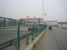 护栏网-公路护栏-铁路护栏-小区围栏-体育场围栏-防爬网